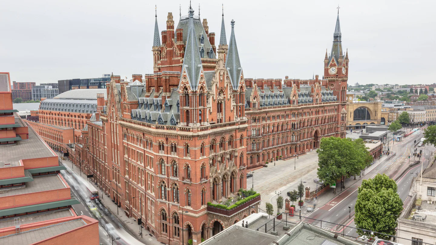 St. Pancrass Renaissance Hotel Thumbnail